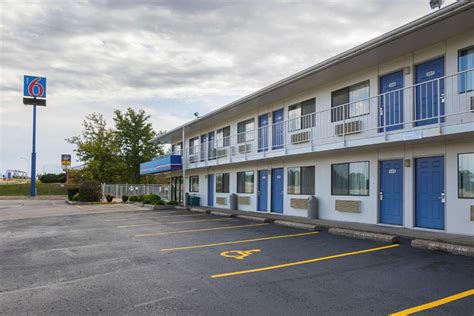 motel 6 average price.